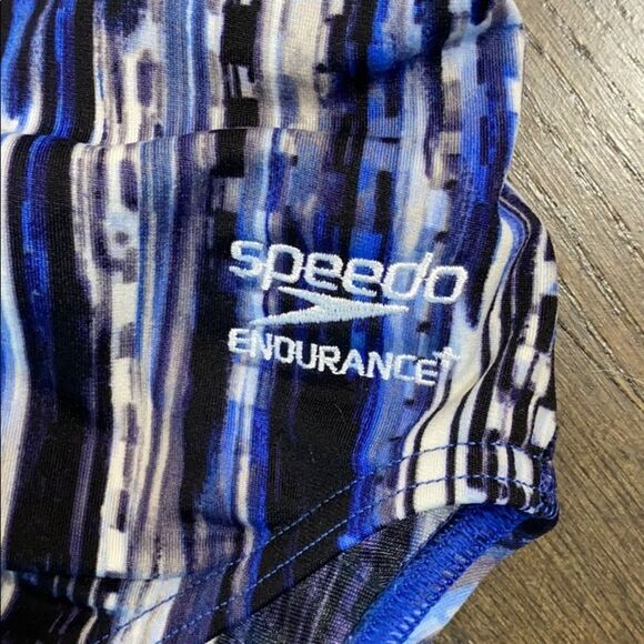 SPEEDO ENDURANCE Plus Deep Within Flyback Swimsuit - Picture 3 of 4